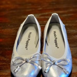 Girls hush puppies dress shoes